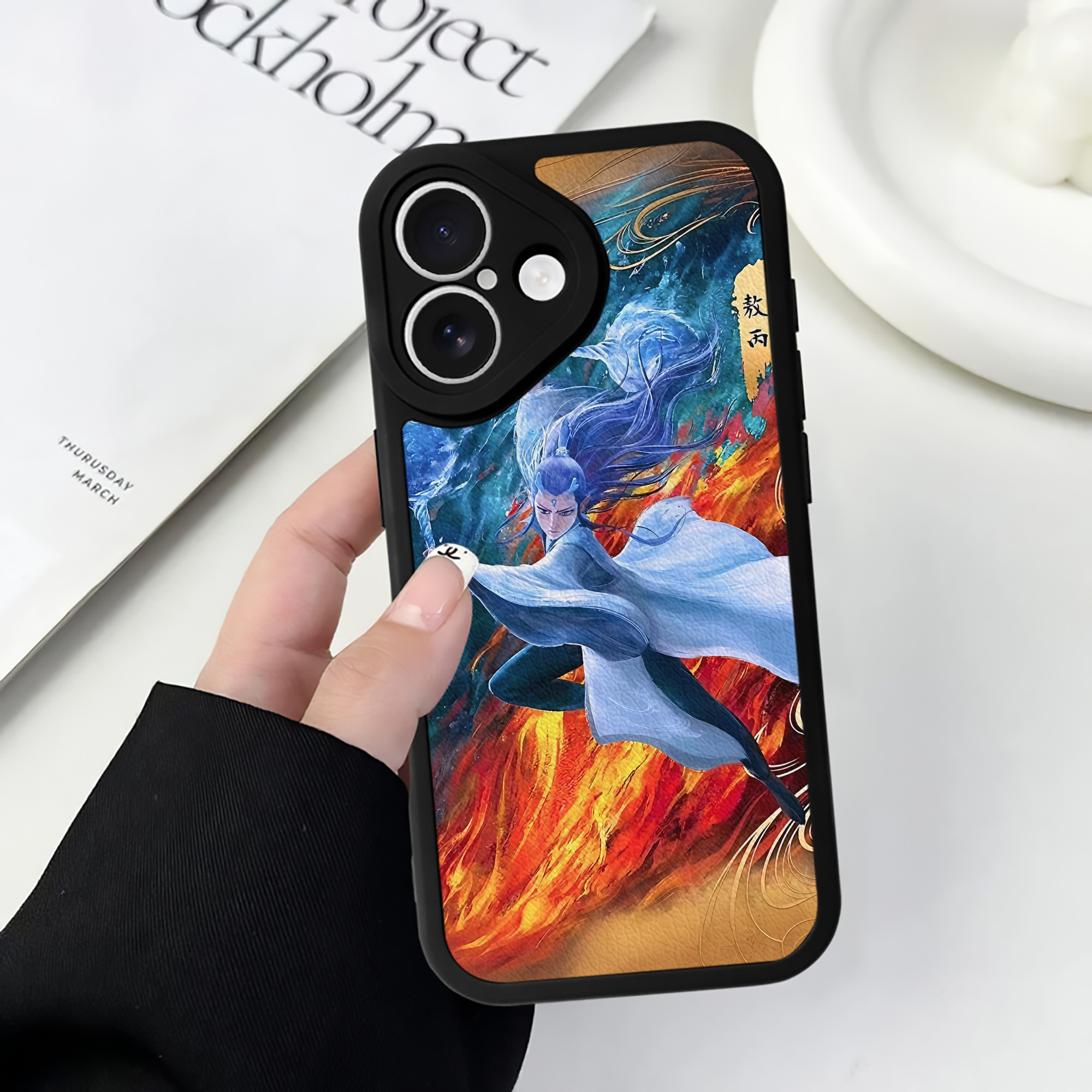 （画像用） Ne Zha 2 ナタ 魔童の大暴れ 【iPhone 16シリーズ対応】シリコンスマホケース（レザー調） 材質：シリコン